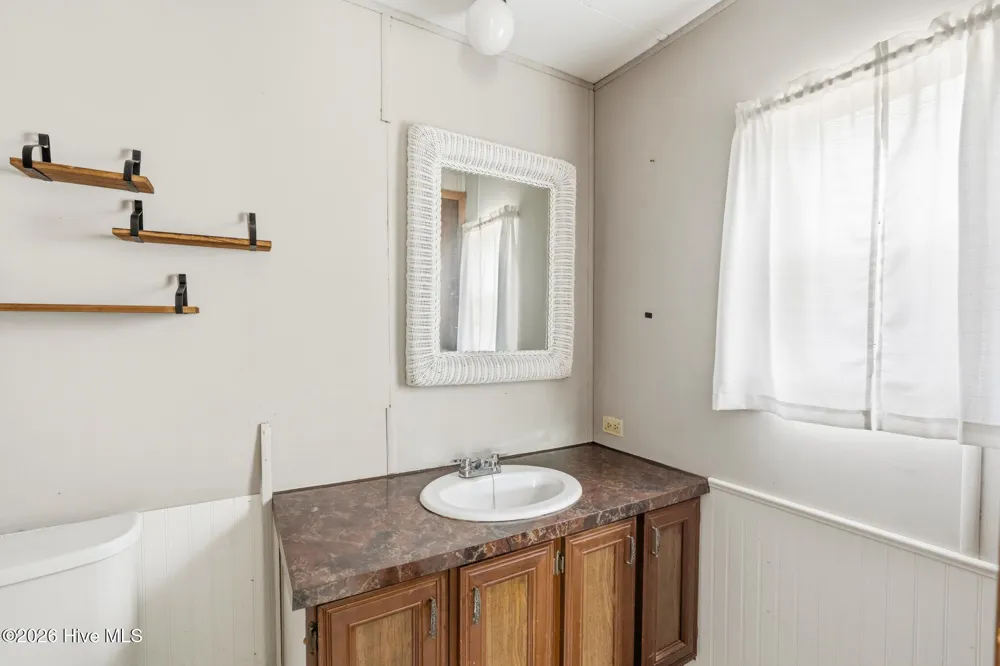 112 Jefferson Drive Hoffman, NC 28347