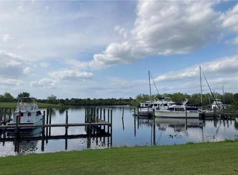 208 ELMWOOD STREET Labelle, FL 33935