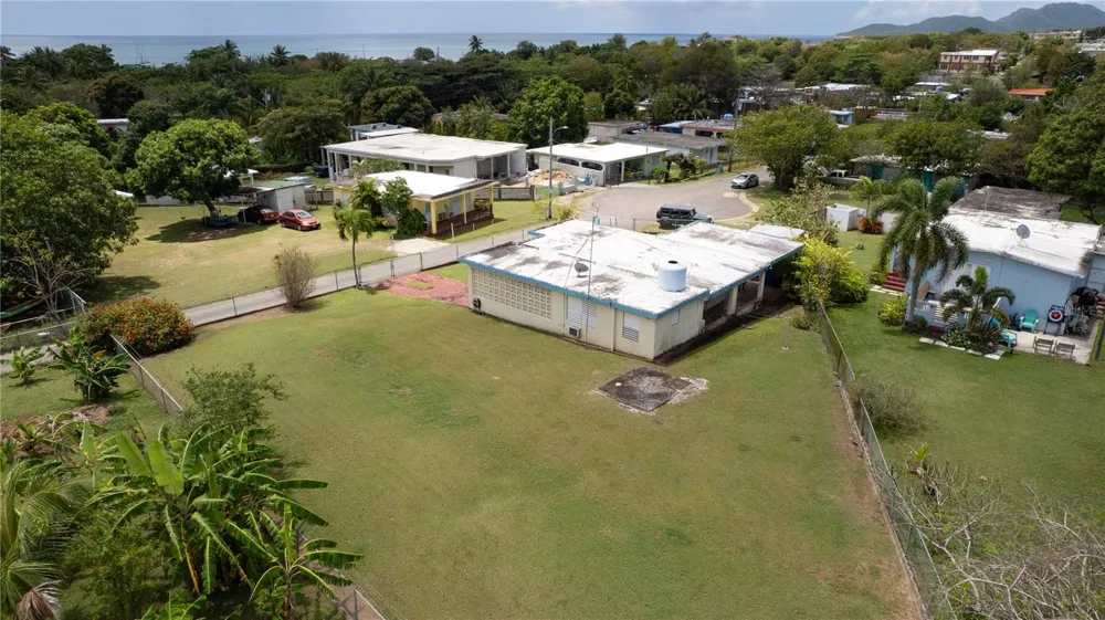 195 CALLE ALMENDRO Vieques, PR 00765