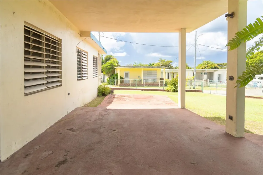 195 CALLE ALMENDRO Vieques, PR 00765