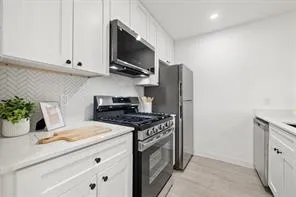 5911 Sheridan Ave Ln #B107 Austin, TX 78723