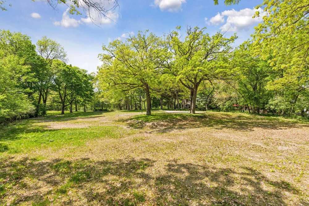 5125 Schaefer Road Edina, MN 55436