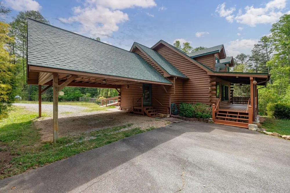 1881 John Smith Road E Blairsville, GA 30512