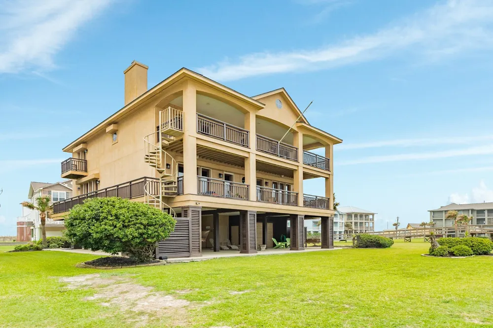 9 Blue Heron Drive Jamaica Beach, TX 77554