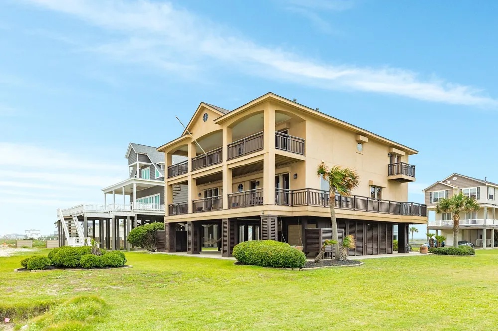 9 Blue Heron Drive Jamaica Beach, TX 77554