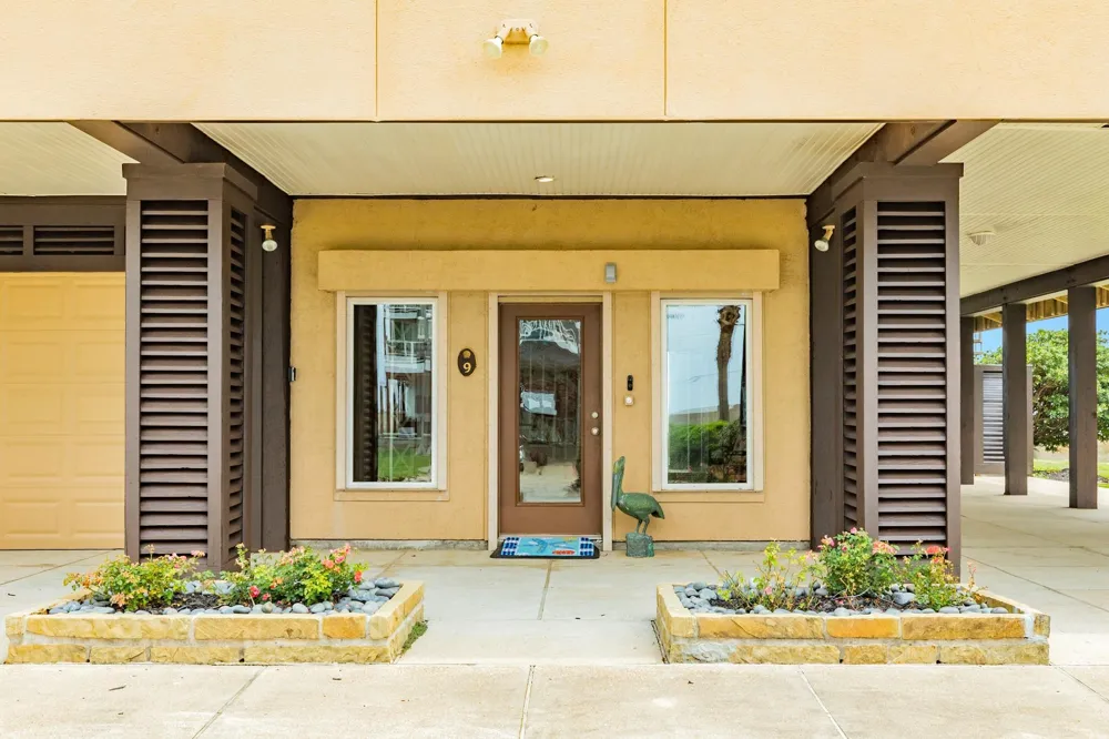 9 Blue Heron Drive Jamaica Beach, TX 77554