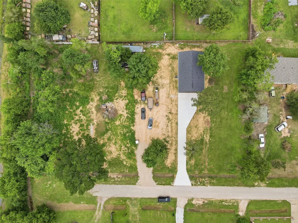 736 Azalea St Prairie View, TX 77484