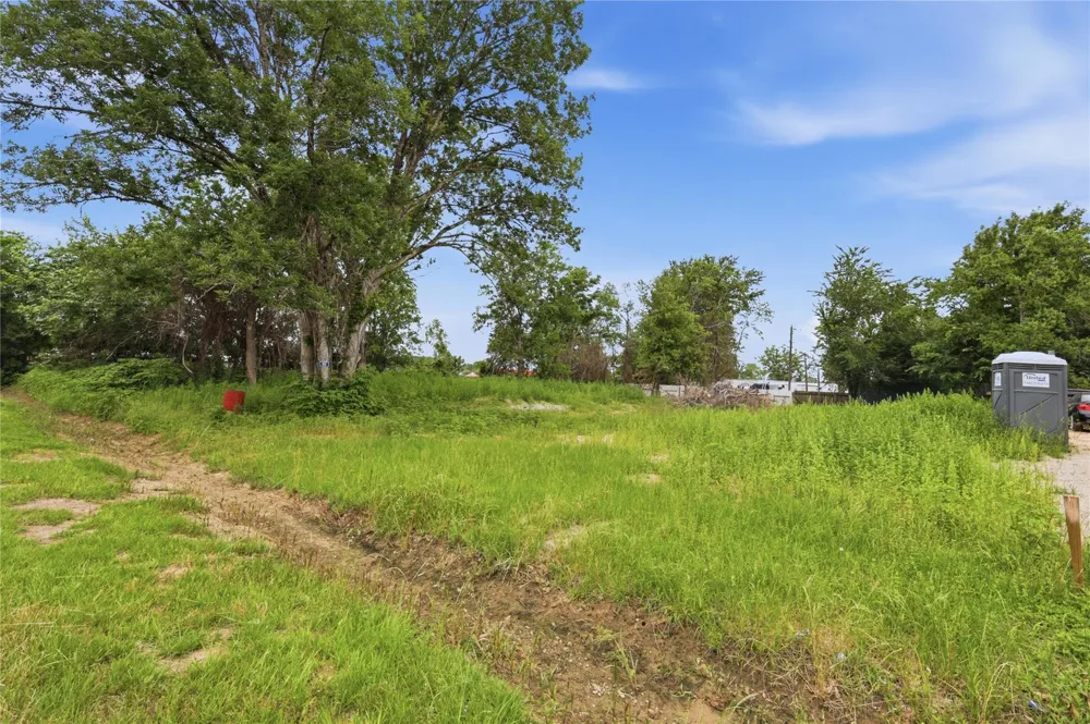 736 Azalea St Prairie View, TX 77484