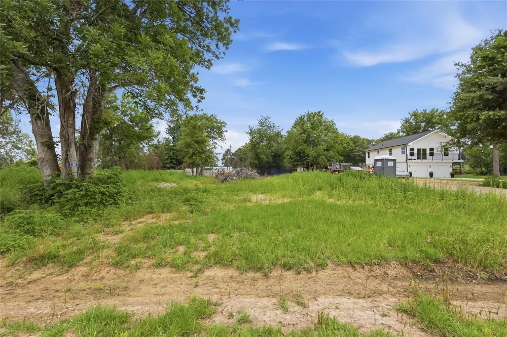 736 Azalea St Prairie View, TX 77484