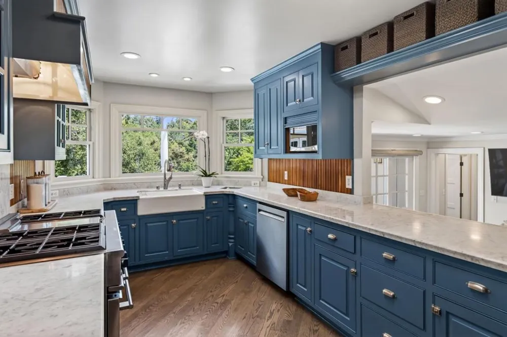 103 Toyon Court Woodside, CA 94062