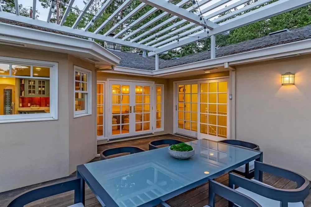 103 Toyon Court Woodside, CA 94062