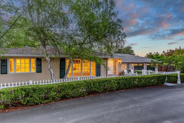 103 Toyon Court Woodside, CA 94062