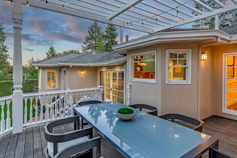 103 Toyon Court Woodside, CA 94062