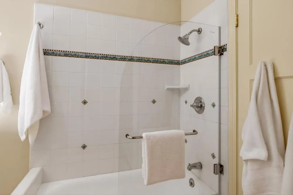 103 Toyon Court Woodside, CA 94062