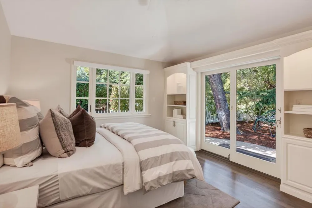 103 Toyon Court Woodside, CA 94062
