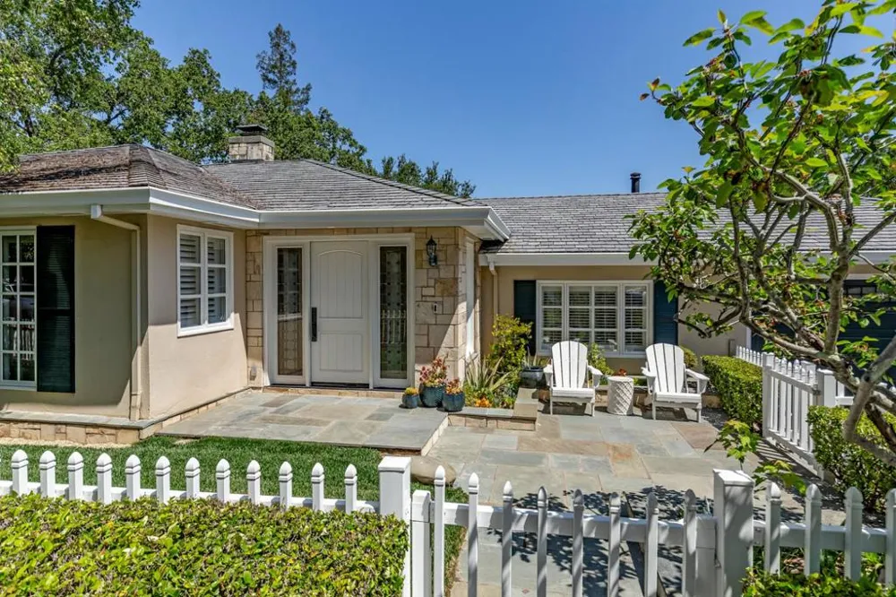 103 Toyon Court Woodside, CA 94062
