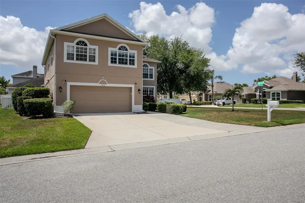 3010 42ND AVENUE E Bradenton, FL 34208
