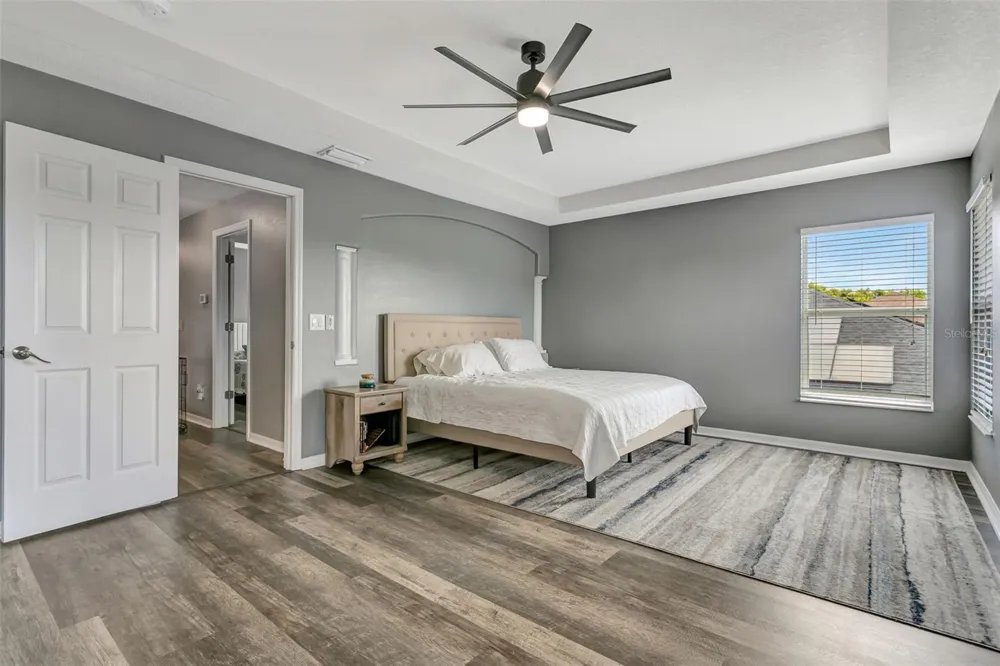 3010 42ND AVENUE E Bradenton, FL 34208