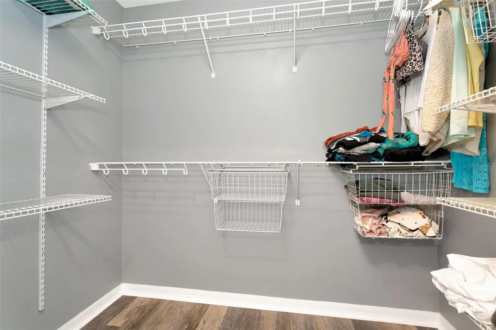 3010 42ND AVENUE E Bradenton, FL 34208