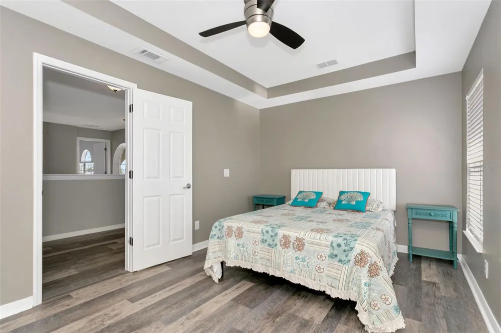 3010 42ND AVENUE E Bradenton, FL 34208