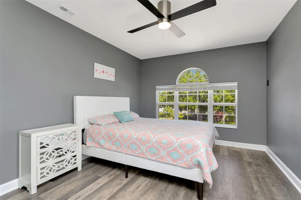 3010 42ND AVENUE E Bradenton, FL 34208