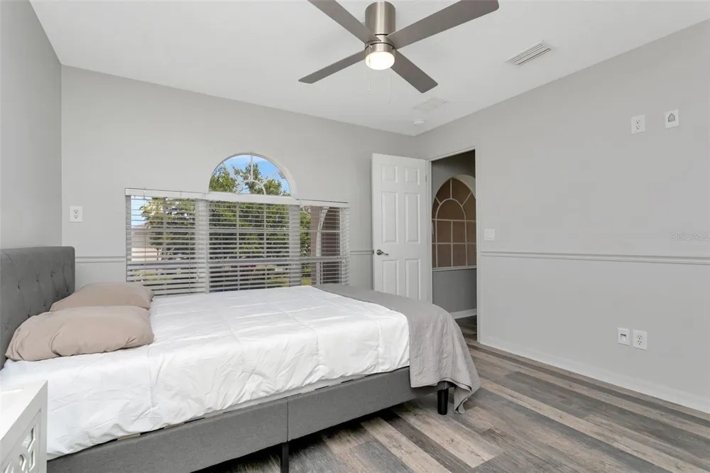 3010 42ND AVENUE E Bradenton, FL 34208