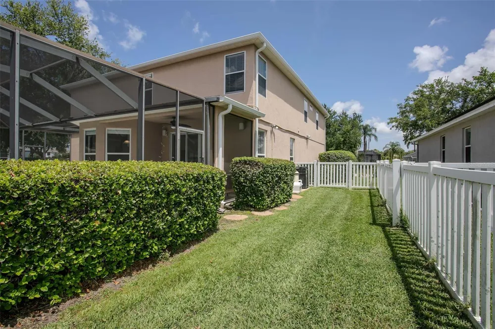 3010 42ND AVENUE E Bradenton, FL 34208