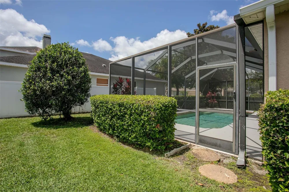 3010 42ND AVENUE E Bradenton, FL 34208