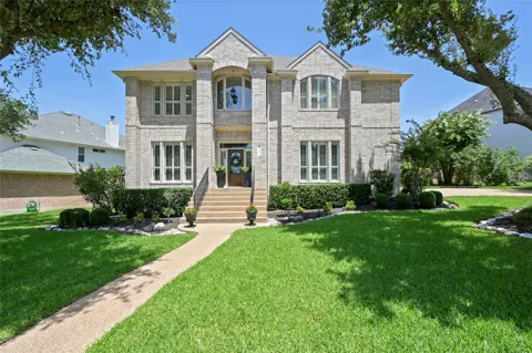 5413 Merrywing Circle