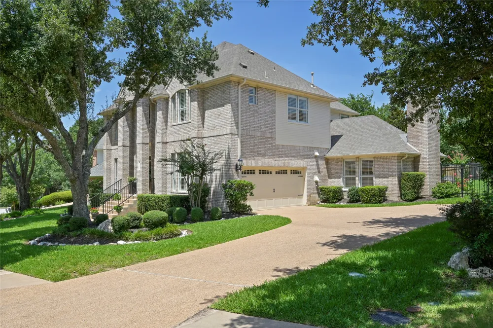 5413 Merrywing Circle Austin, TX 78730