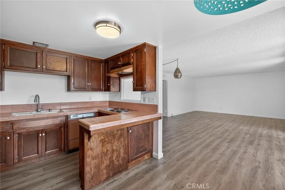 2940 W Carson Street #213 Torrance, CA 90503