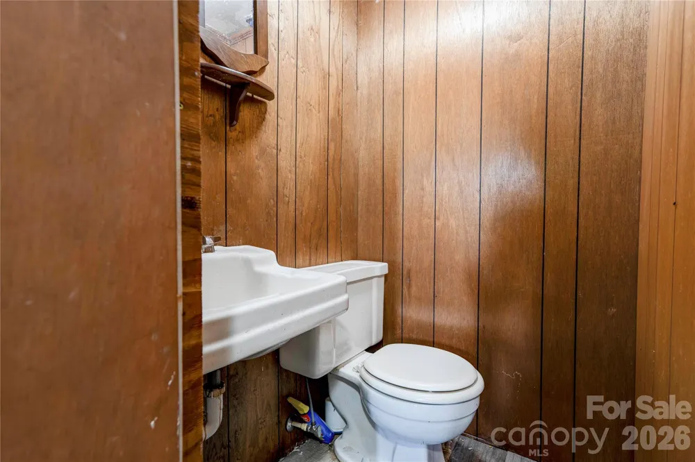130 Old Belwood Road Lawndale, NC 28090