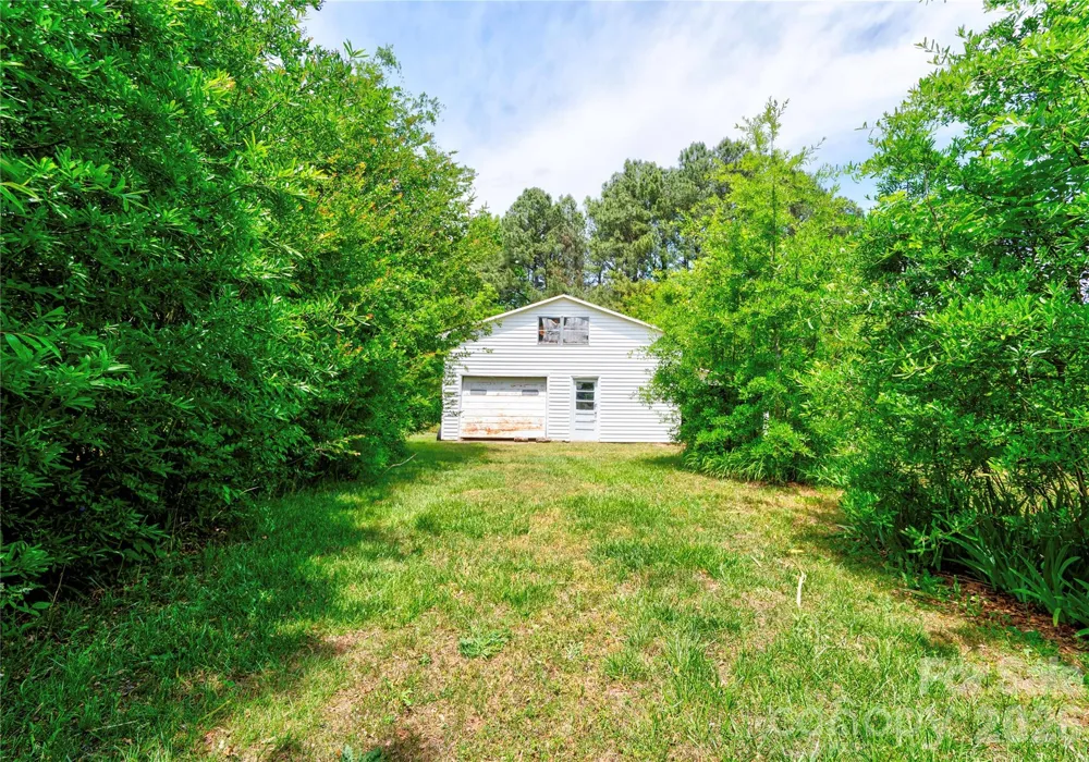 130 Old Belwood Road Lawndale, NC 28090