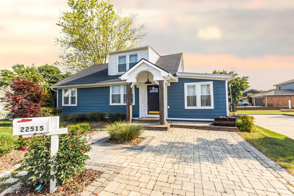 22515 E 10 Mile Road Saint Clair Shores, MI 48080