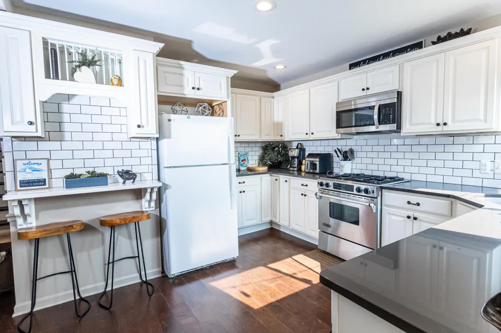 22515 E 10 Mile Road Saint Clair Shores, MI 48080