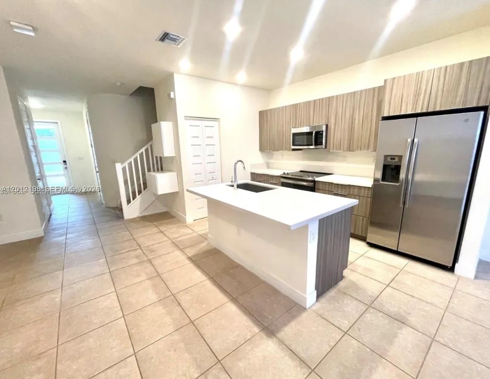 9083 NW 159th St #9083 Miami Lakes, FL 33018