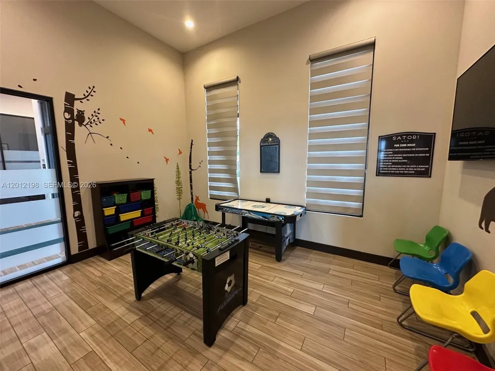 9083 NW 159th St #9083 Miami Lakes, FL 33018