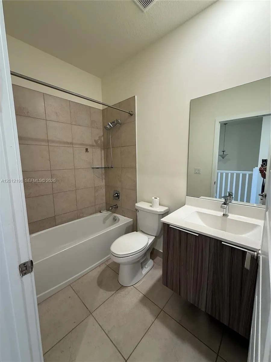 9083 NW 159th St #9083 Miami Lakes, FL 33018