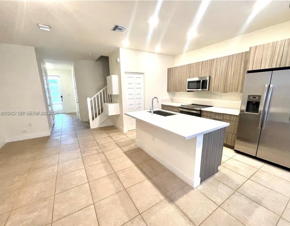 9083 NW 159th St #9083 Miami Lakes, FL 33018