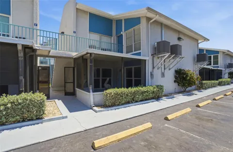 155 MEDALLION BOULEVARD #E