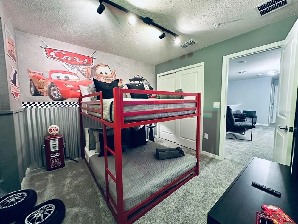 1256 BLUE PARADISE DRIVE Clermont, FL 34714