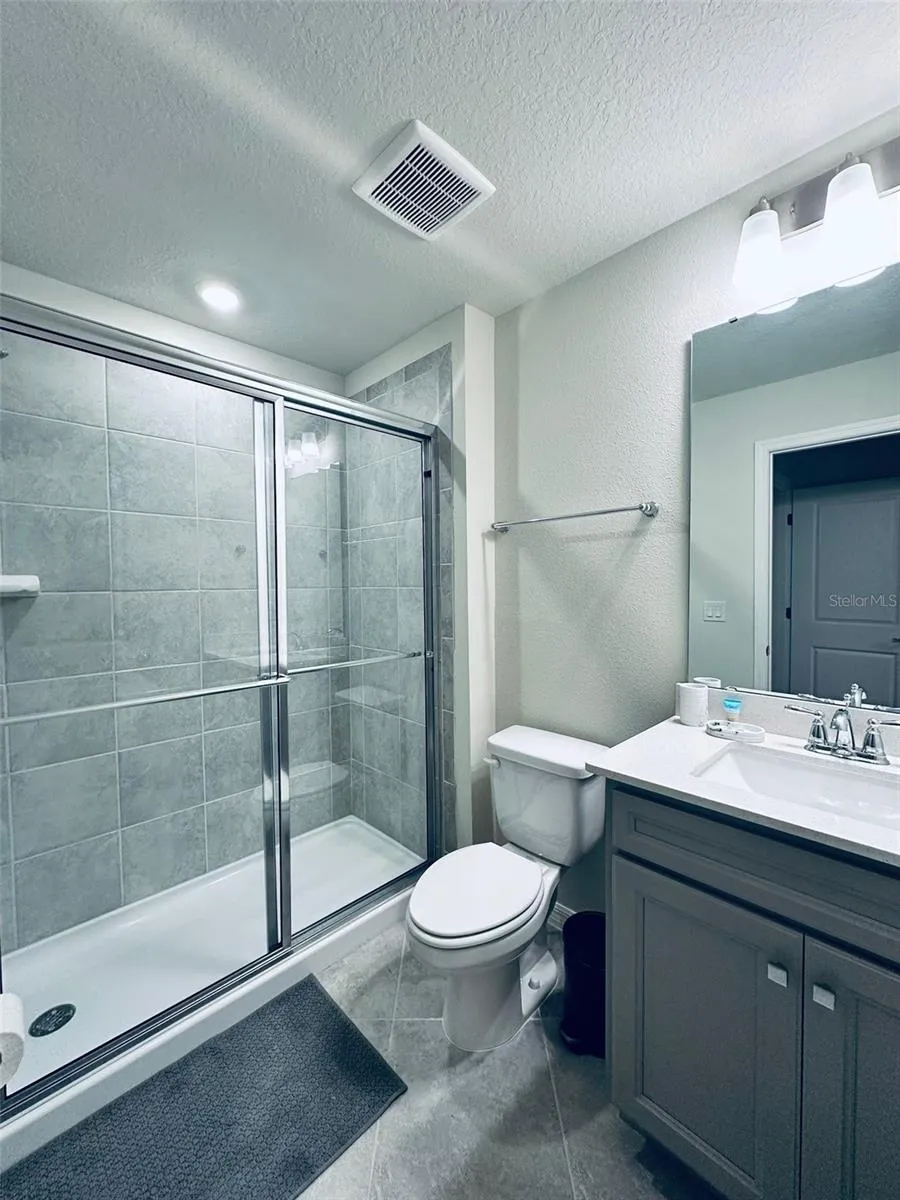 1256 BLUE PARADISE DRIVE Clermont, FL 34714