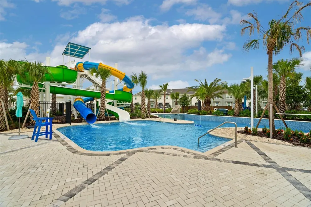 1256 BLUE PARADISE DRIVE Clermont, FL 34714