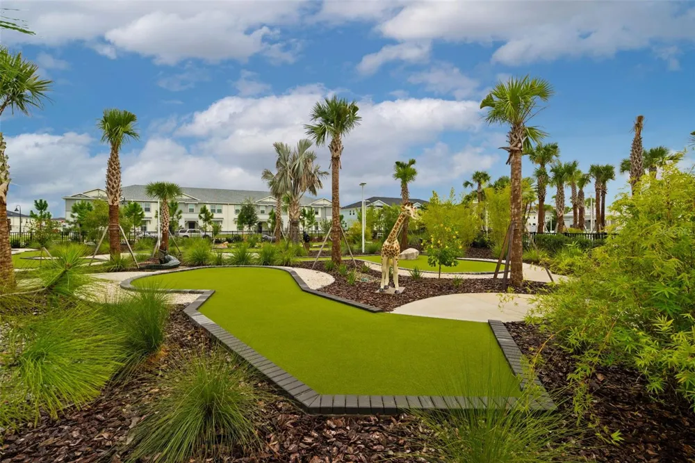 1256 BLUE PARADISE DRIVE Clermont, FL 34714