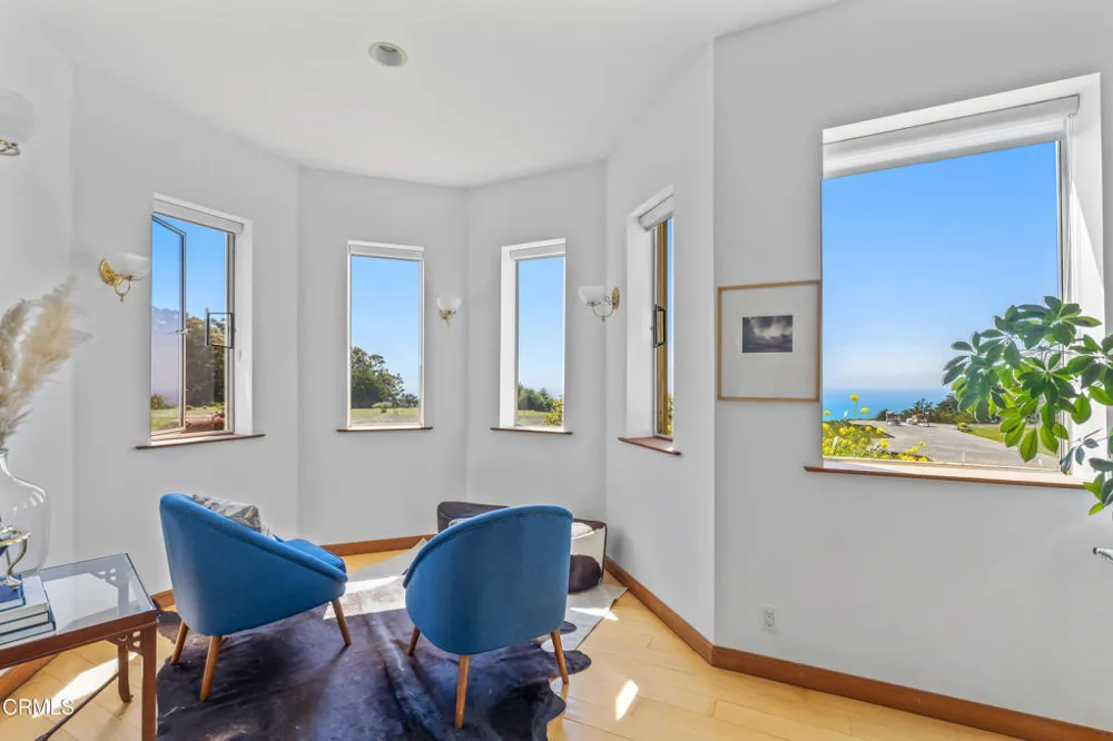28651 S Highway 1 Point Arena, CA 95468
