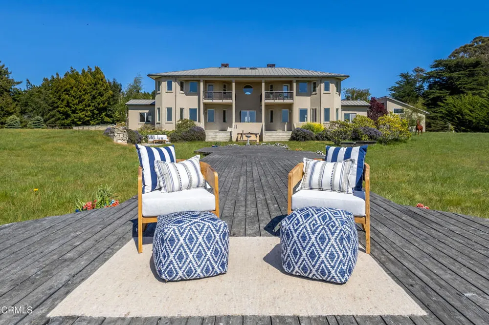 28651 S Highway 1 Point Arena, CA 95468