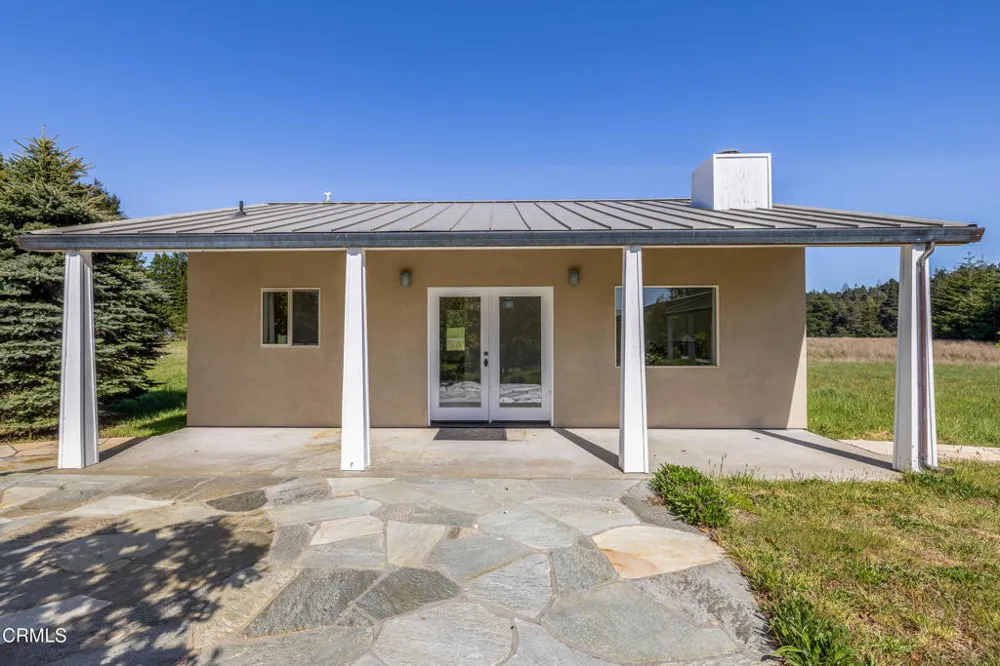 28651 S Highway 1 Point Arena, CA 95468