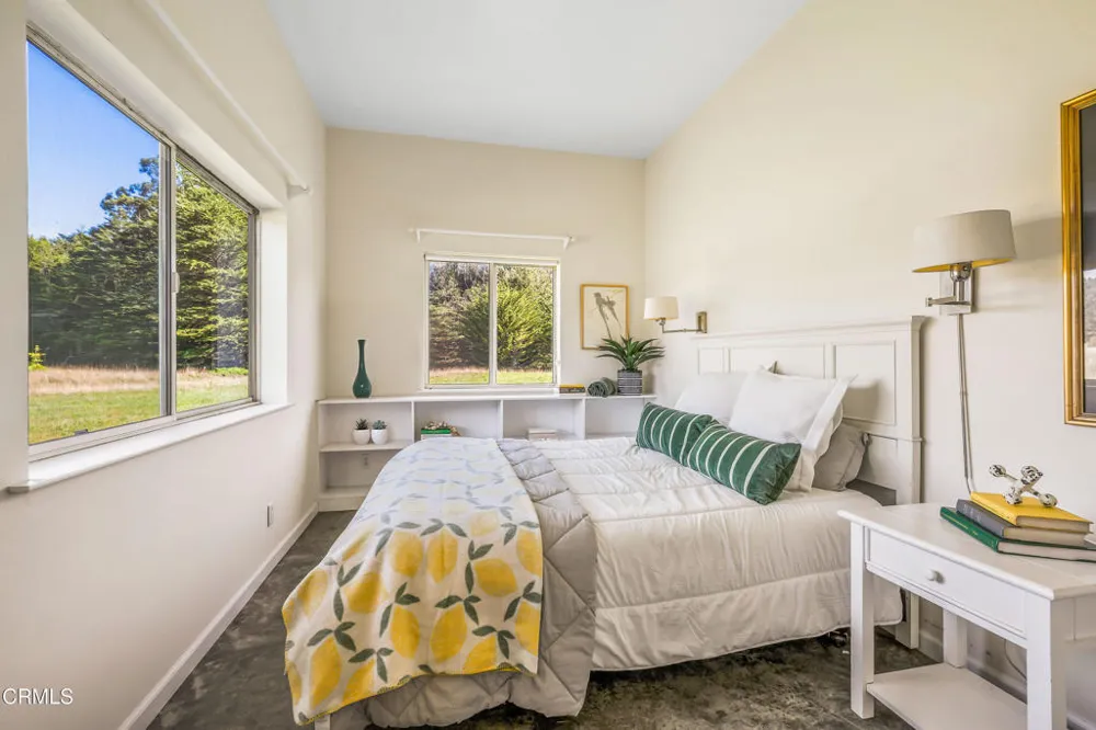 28651 S Highway 1 Point Arena, CA 95468