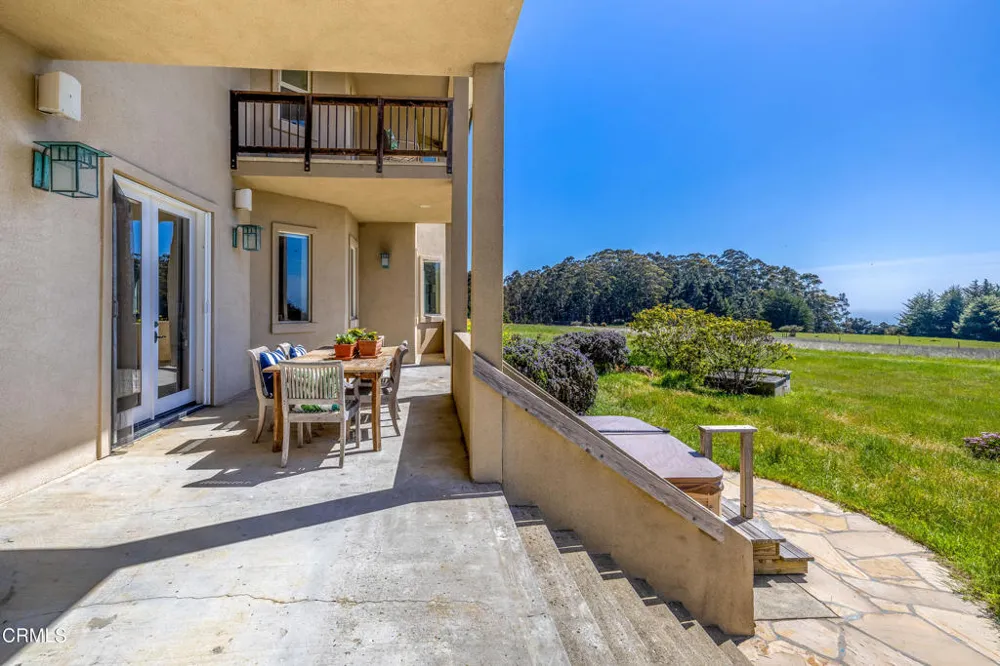 28651 S Highway 1 Point Arena, CA 95468