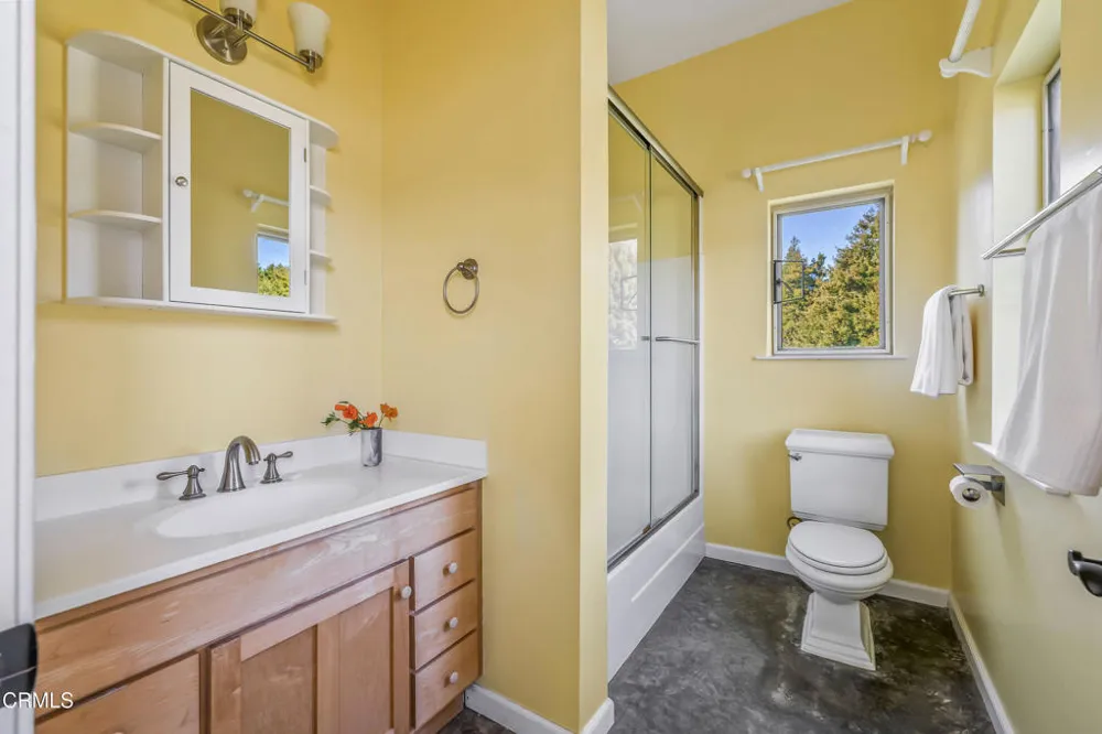 28651 S Highway 1 Point Arena, CA 95468